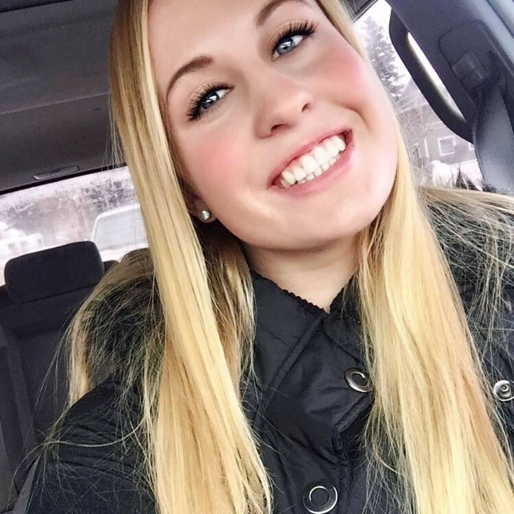 Meet your Posher, Emma